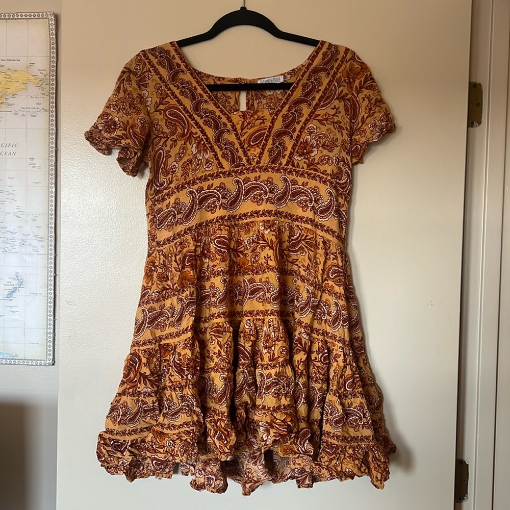 Short flowy dress